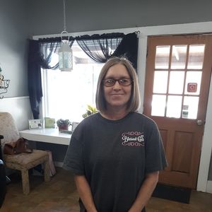 Meet your Posher, Sherry